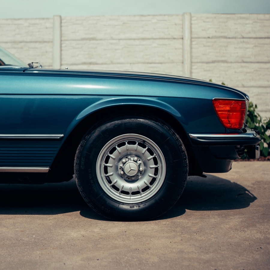 Mercedes-Benz 500 SLC  3 - MaxV Detailing 